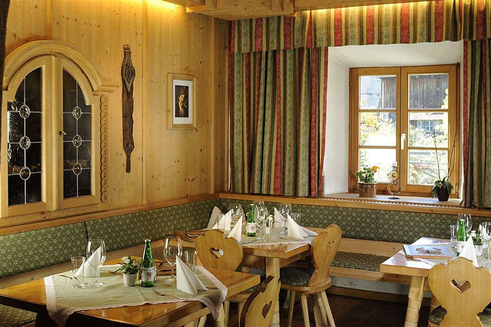 Gasthaus Sonne Tarrenz Exterior photo